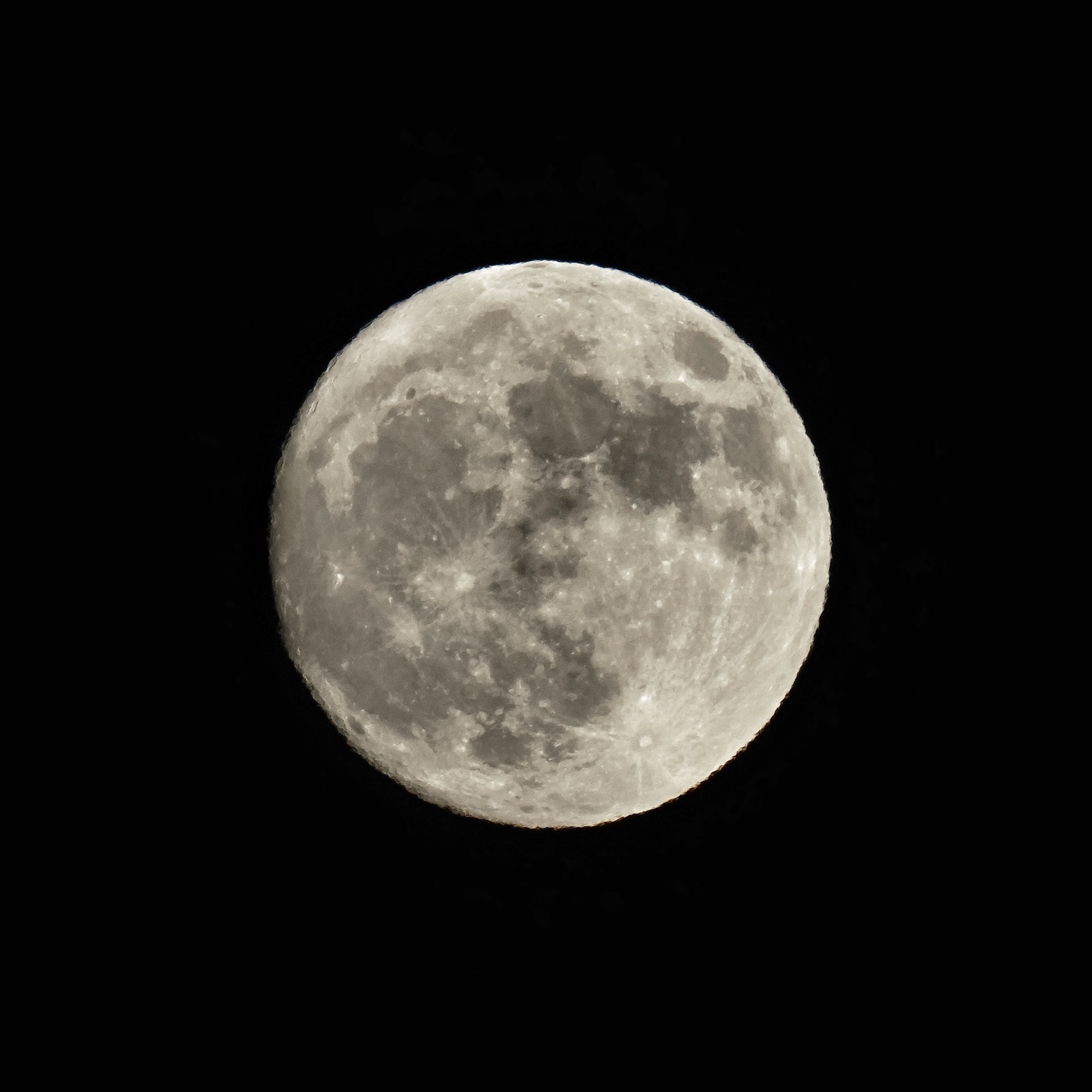 An image of a full moon.
